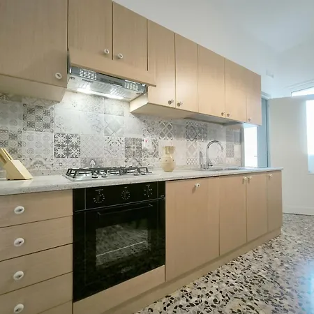 Domus Petrosa Bed & Breakfast *