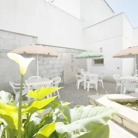 Domus Petrosa Bed & Breakfast Sannicola
