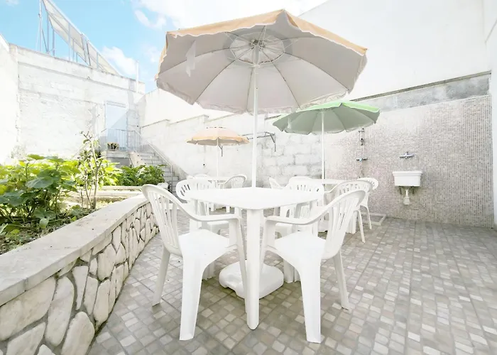 Domus Petrosa 桑尼科拉