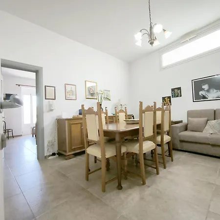 Domus Petrosa 3*