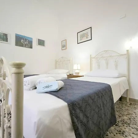 Domus Petrosa Bed & Breakfast Sannicola