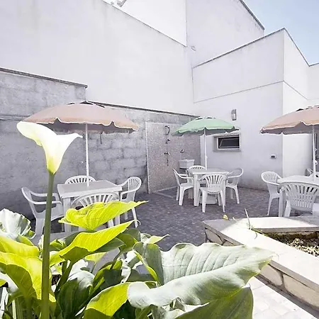 Bed & Breakfast Domus Petrosa