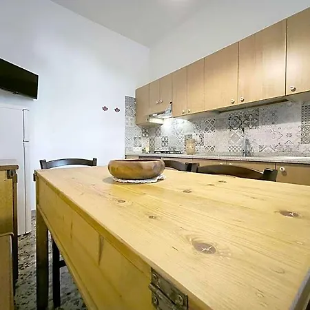Domus Petrosa 3*