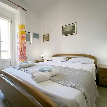 Bed & Breakfast Domus Petrosa Sannicola
