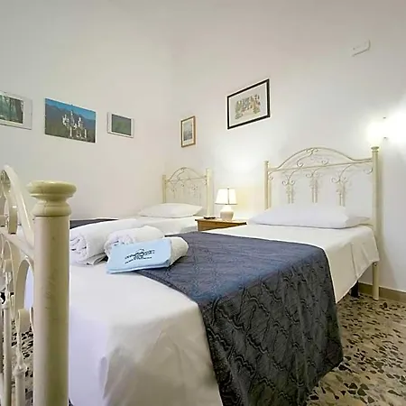 Domus Petrosa 3* Sannicola