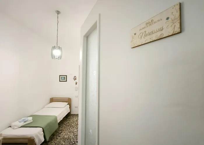 Domus Petrosa Oda ve Kahvaltı